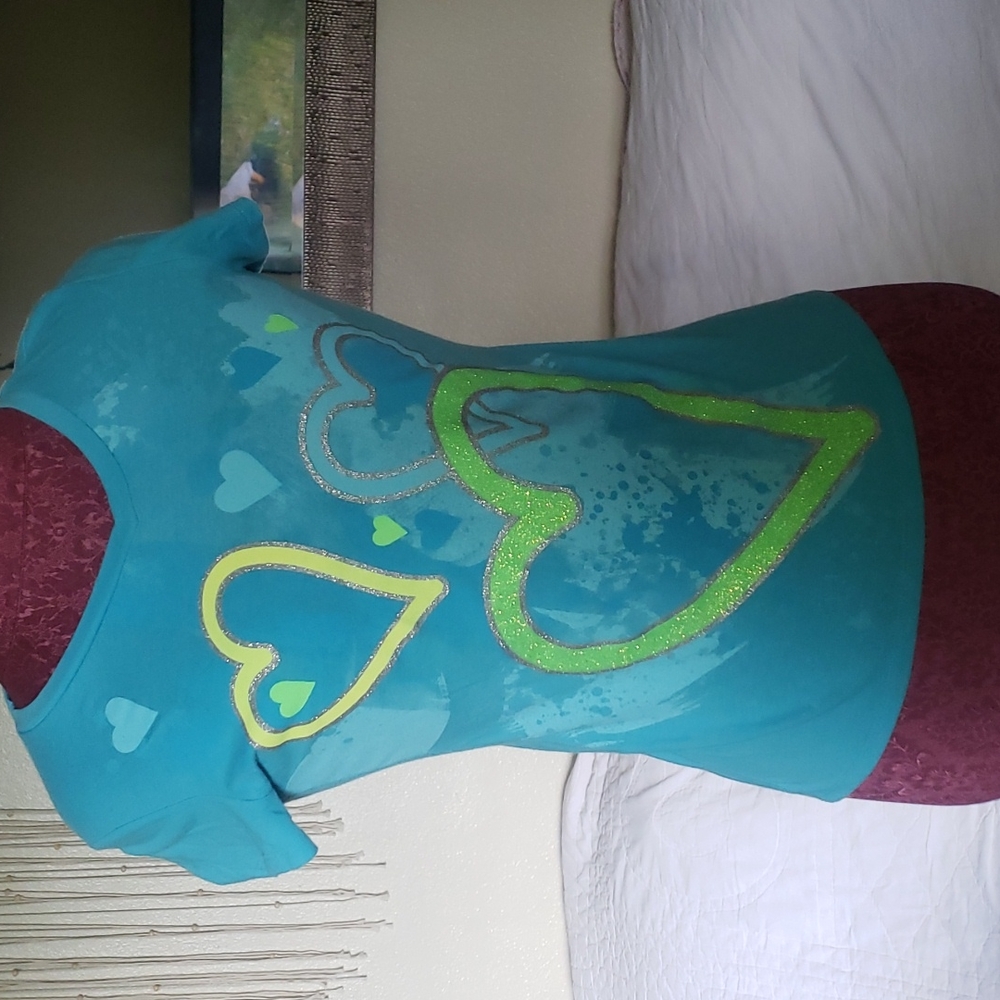 Junior's shirt sz 16 turquoise and green with glitter